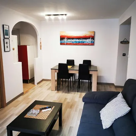 Apartament Campos *
